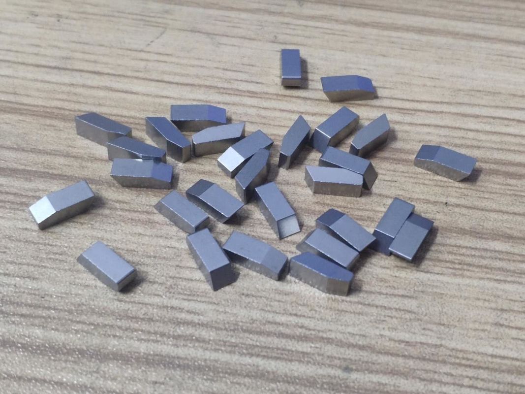 Ni Electroplating 95HRA Woodworking Carbide Saw Tips
